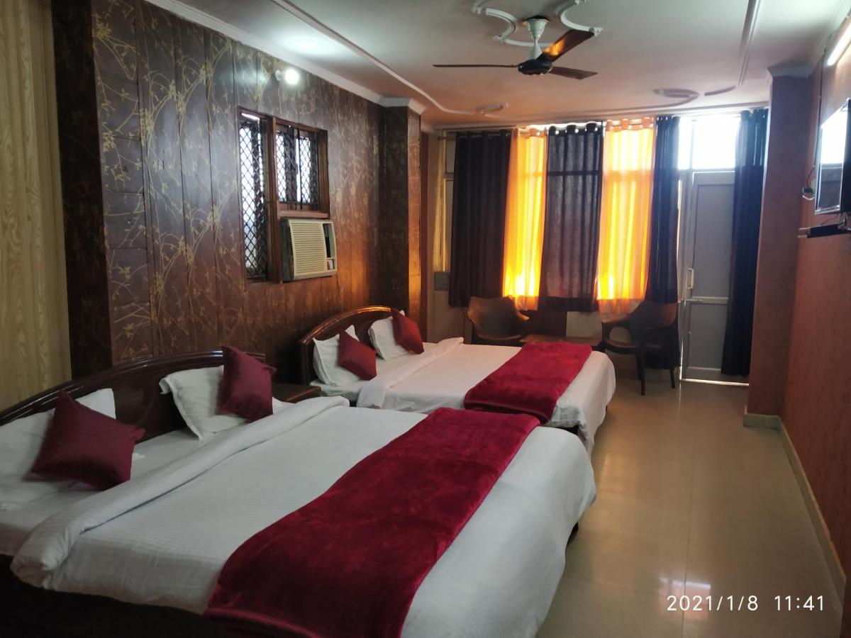 Hotel Aarti Darshan Haridwār Esterno foto