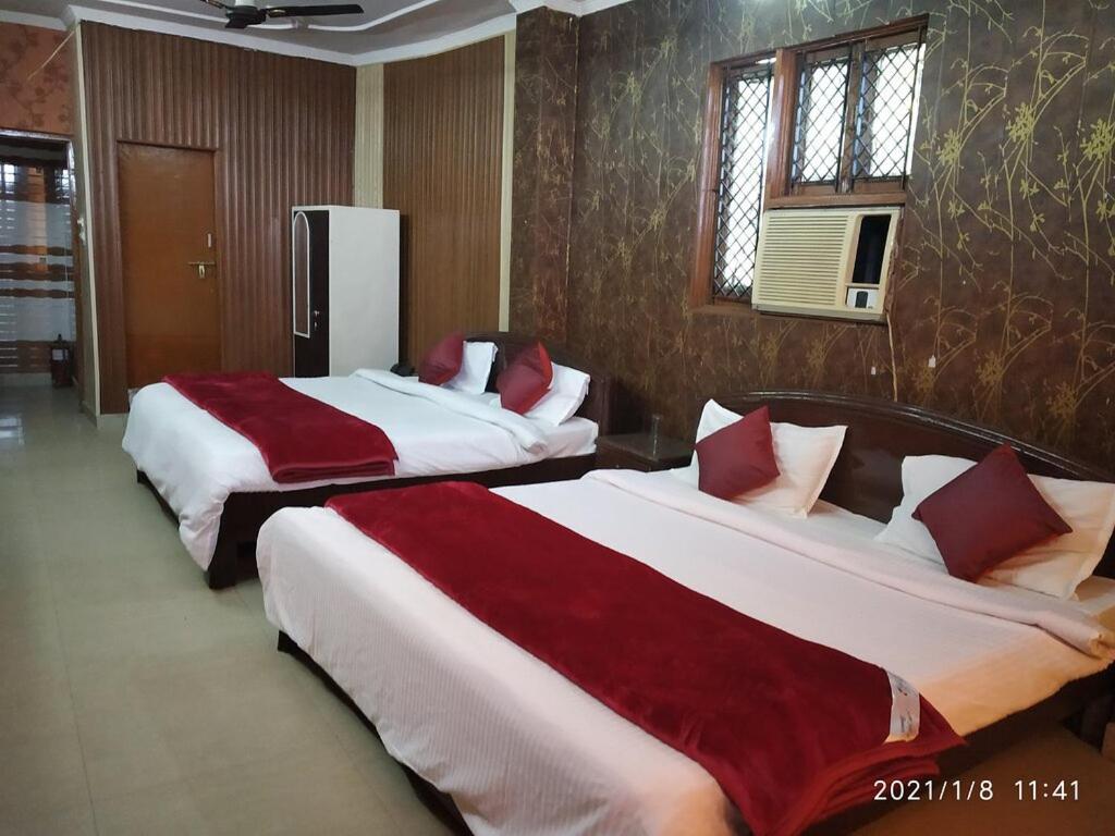 Hotel Aarti Darshan Haridwār Esterno foto