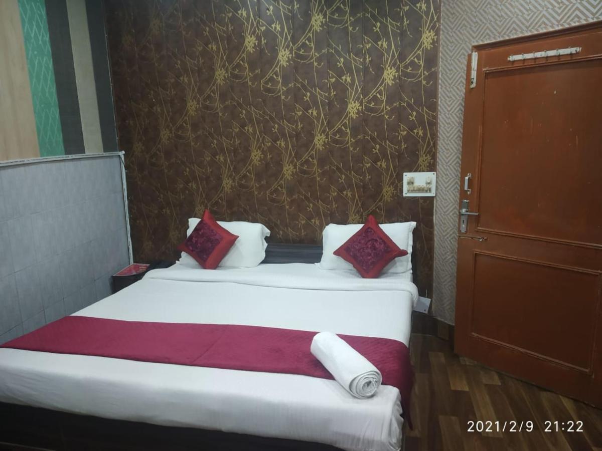 Hotel Aarti Darshan Haridwār Esterno foto